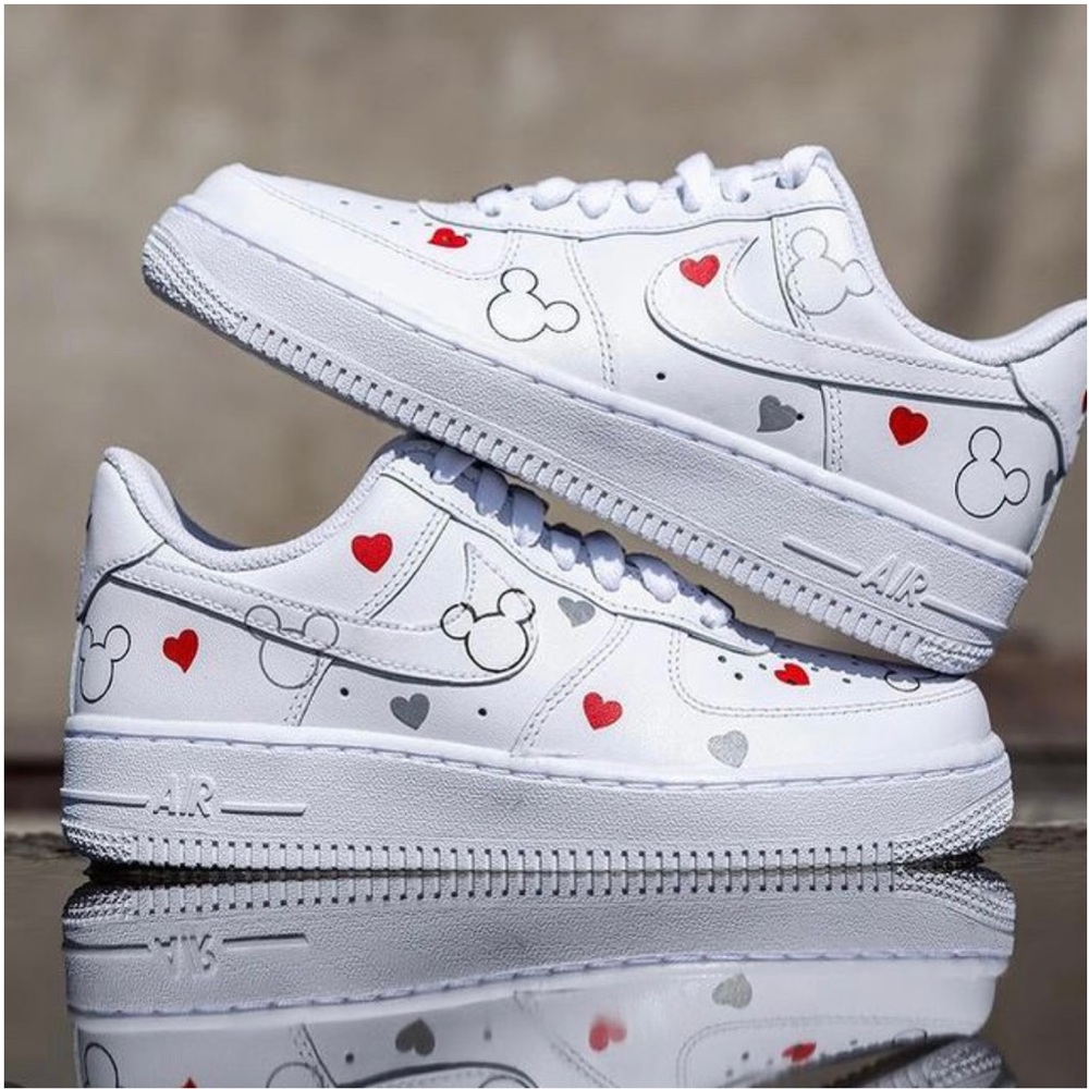 ❤️Custom Disney Mickey Mouse Air Force 1 Shoes🖤